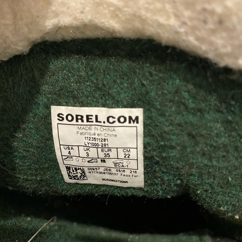 Youth Sorel Caribou snow boots